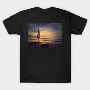 sunbeds in sunrise T-Shirt